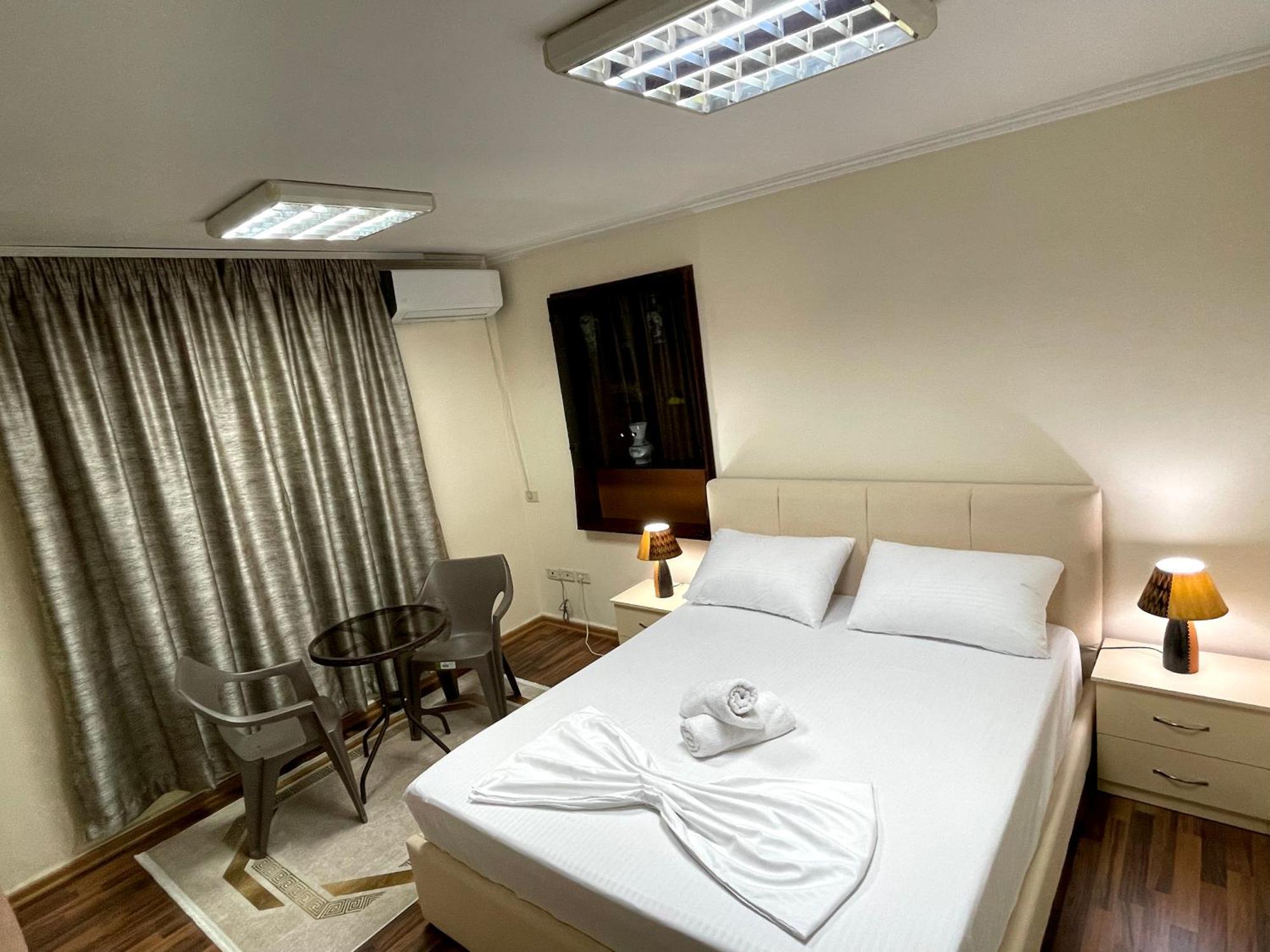 Lb Apartments Tirana Bagian luar foto